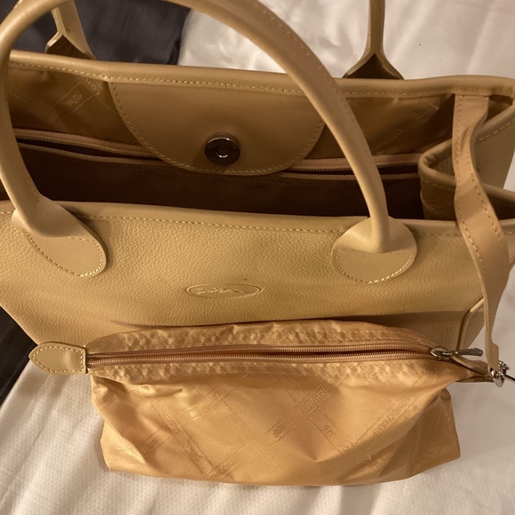 Longchamp Pebbled Leather Tote Bag w/ Matching Zip Pouch | Tan Camel - Picture 13 of 13